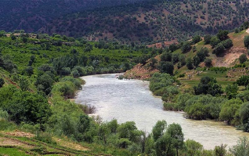 چشمههای گیرای دره عشق