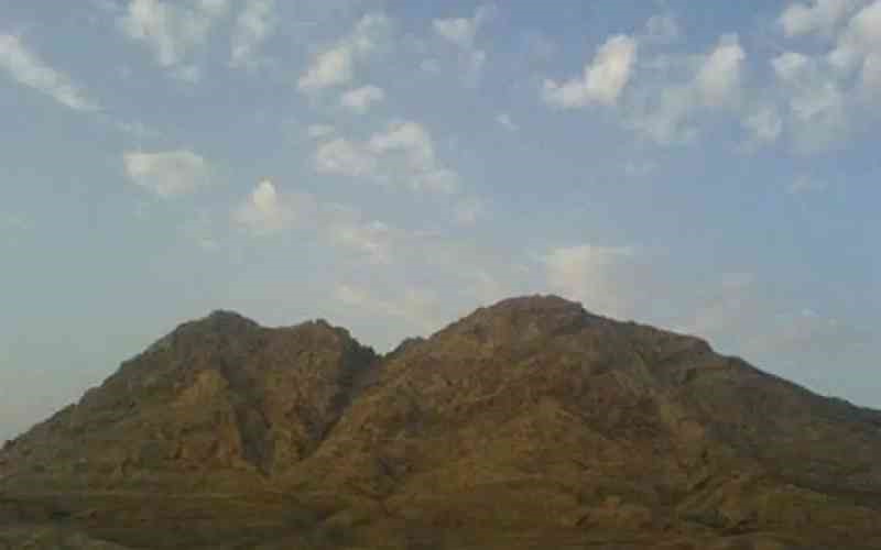 کوه دوبرادران